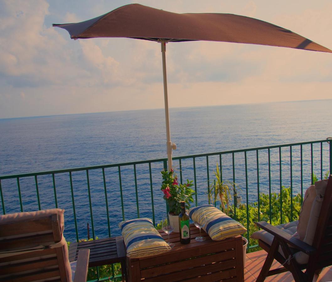 La Marinarooms Suite With Sea View Terrace ヴェルナッツァ エクステリア 写真